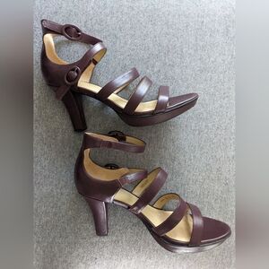 Naturalizer Dessie Heel